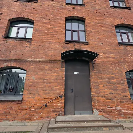 Krenholm 19th Century Apartman
